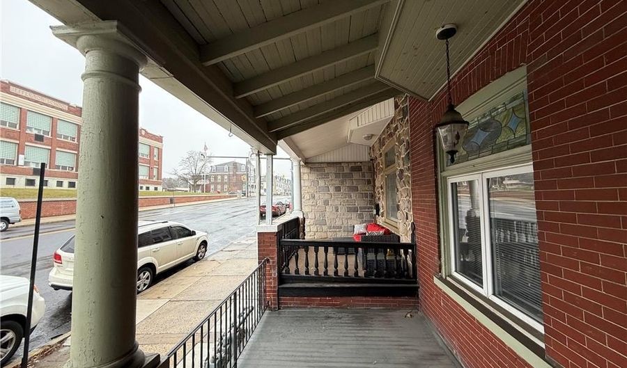 749 Saint John St, Allentown, PA 18103 - 1 Beds, 1 Bath