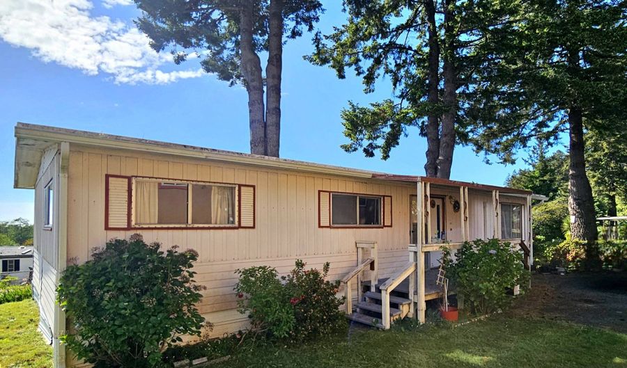 16427 VISTA HILLS Dr 17, Brookings, OR 97415 - 2 Beds, 2 Bath