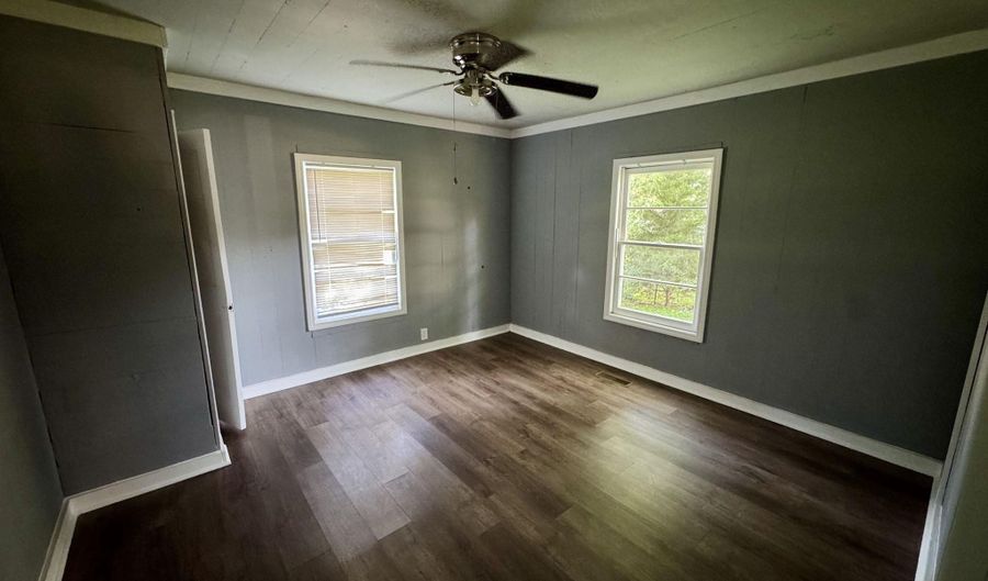 609 Horton St, Athens, AL 35611 - 3 Beds, 1 Bath