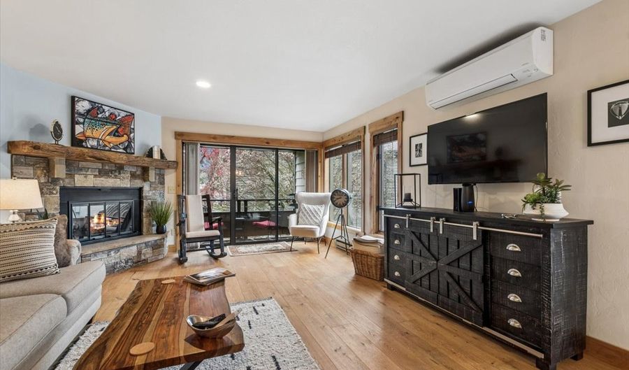 270 Bridge St 5, Bigfork, MT 59911 - 2 Beds, 3 Bath