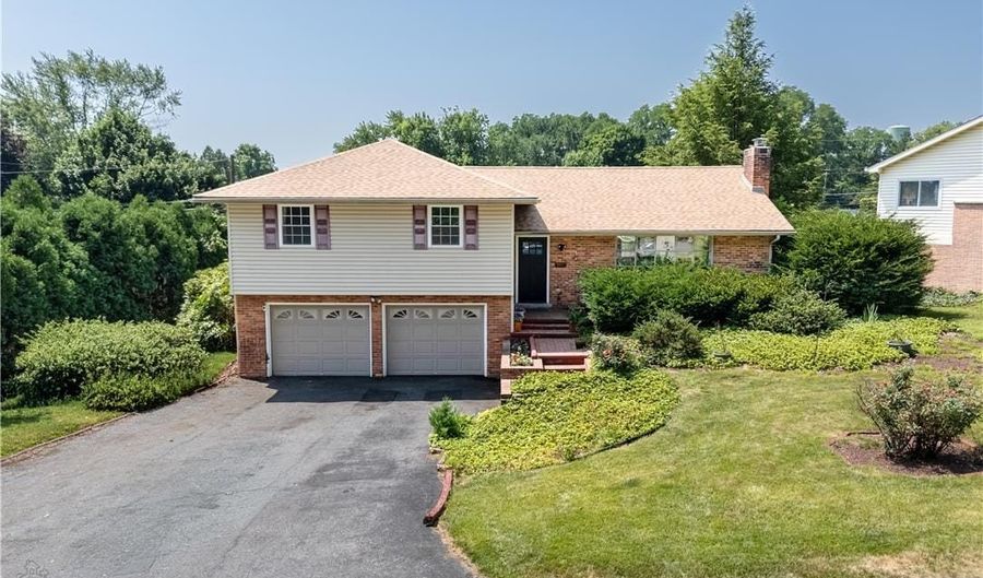 3572 Catherine Ave, Allentown, PA 18103 - 3 Beds, 3 Bath