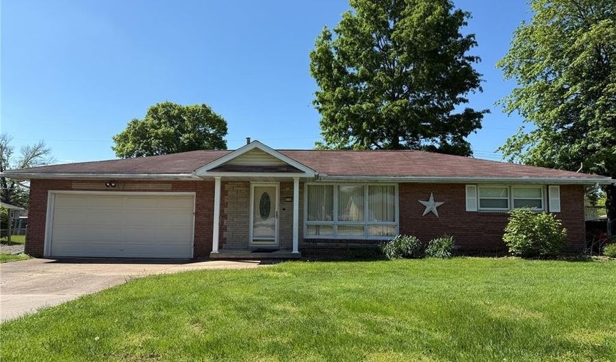 5108 Humbert Rd, Alton, IL 62002 - 3 Beds, 2 Bath