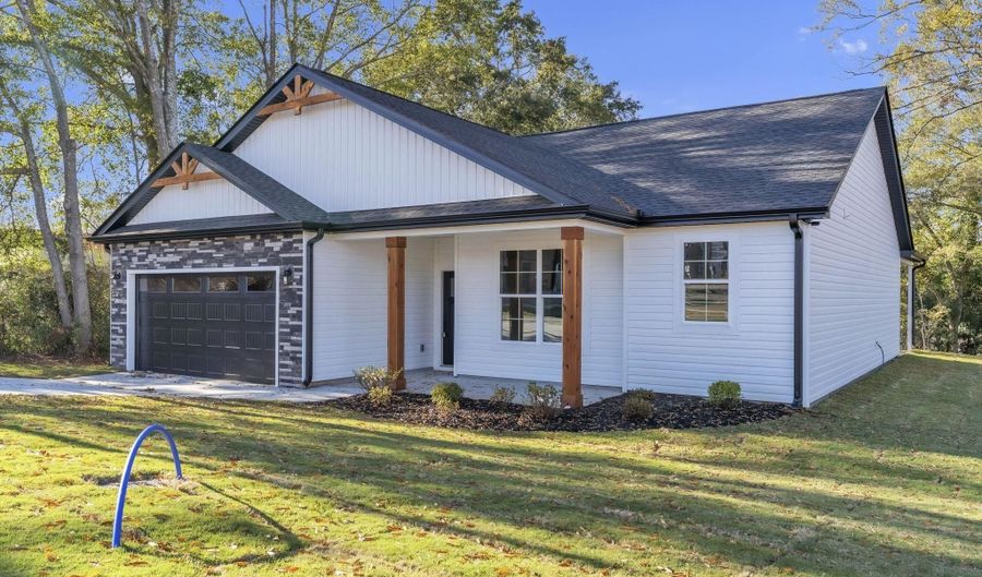 108 Saluda St, Belton, SC 29627 - 3 Beds, 2 Bath