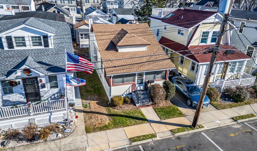 1812 Fernwood Rd 2, Belmar, NJ 07719 - 4 Beds, 2 Bath