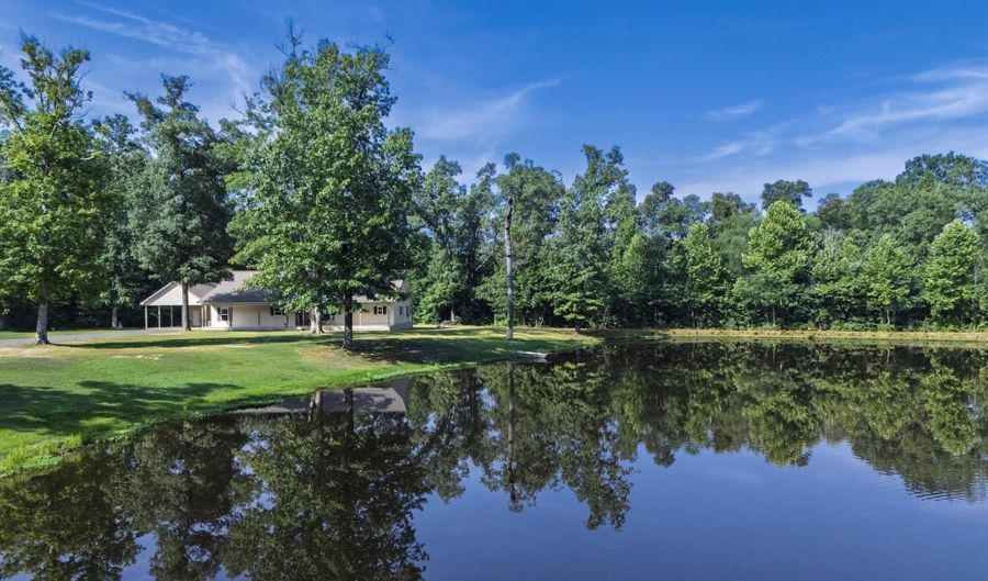 43 Tracelwood Dr, Arkadelphia, AR 71923 - 4 Beds, 4 Bath