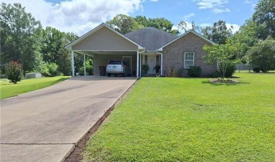 30 M C RICHEY Dr, Ball, LA 71405 - 3 Beds, 2 Bath