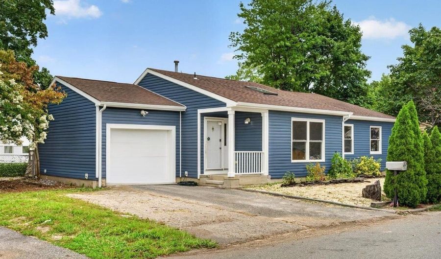 236 Mermaid Ave, Beachwood, NJ 08722 - 3 Beds, 2 Bath
