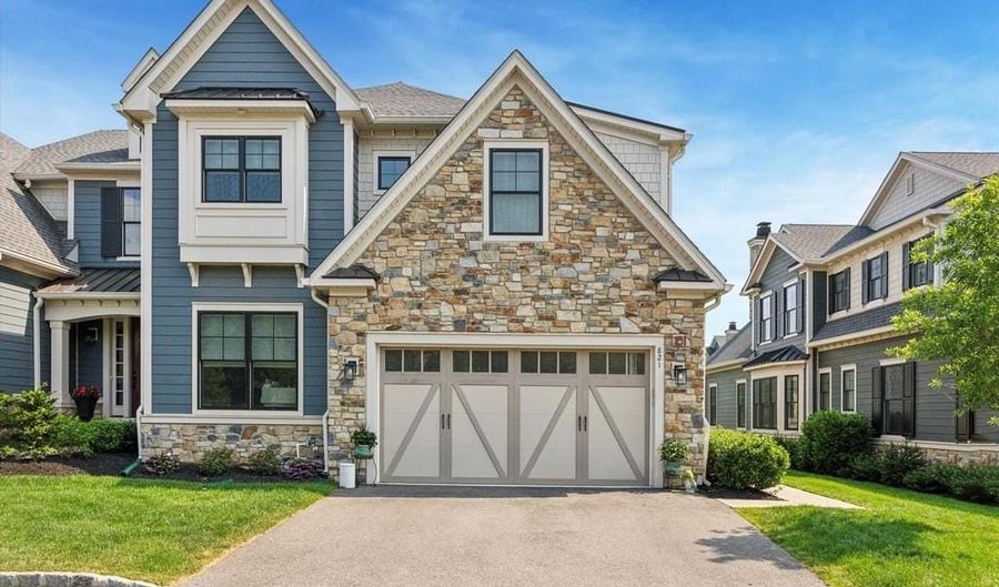 821 GREENWICH Dr, Ambler, PA 19002 - 4 Beds, 4 Bath