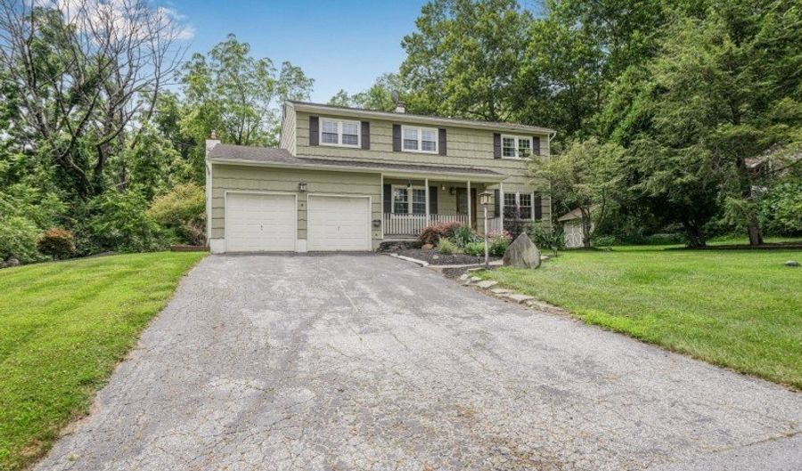 9 Rolling Hills Rd, Alloway, NJ 07461 - 4 Beds, 3 Bath