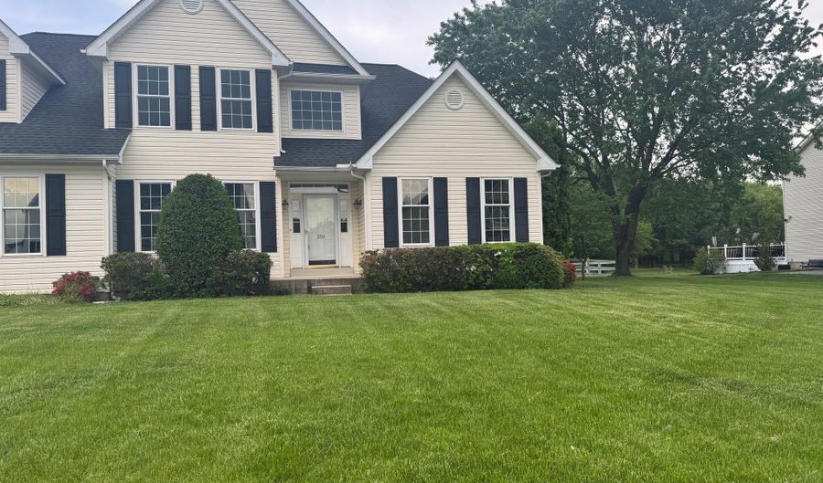 200 STEWARDS Ct, Bear, DE 19701 - 4 Beds, 3 Bath