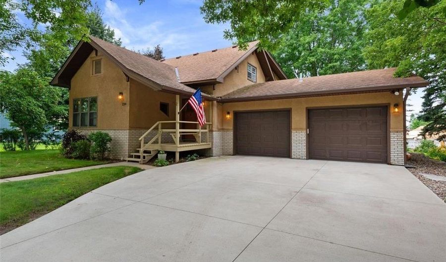 230 Excelsior Ave N, Annandale, MN 55302 - 4 Beds, 3 Bath