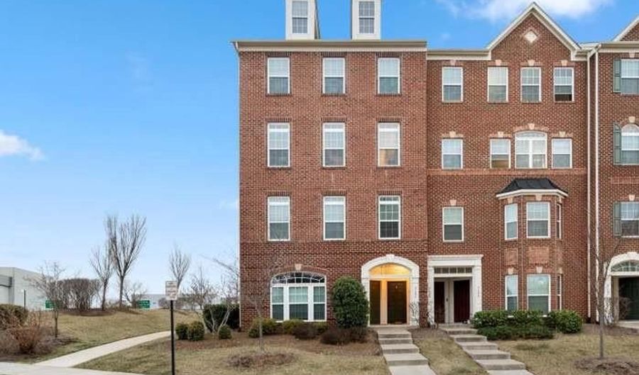 21552 ROMANS Dr, Ashburn, VA 20147 - 3 Beds, 3 Bath