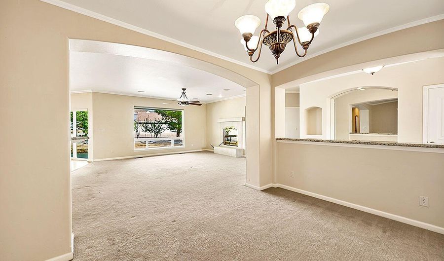 402 Chianti Way, Dayton, NV 89403 - 3 Beds, 2 Bath