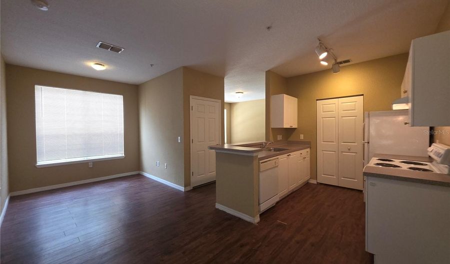 824 GRAND REGENCY Pt 101, Altamonte Springs, FL 32714 - 2 Beds, 2 Bath