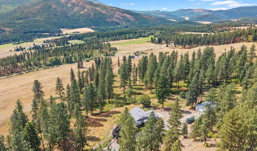 2024 SUMMIT VALLEY Q Rd, Addy, WA 99101 - 3 Beds, 3 Bath