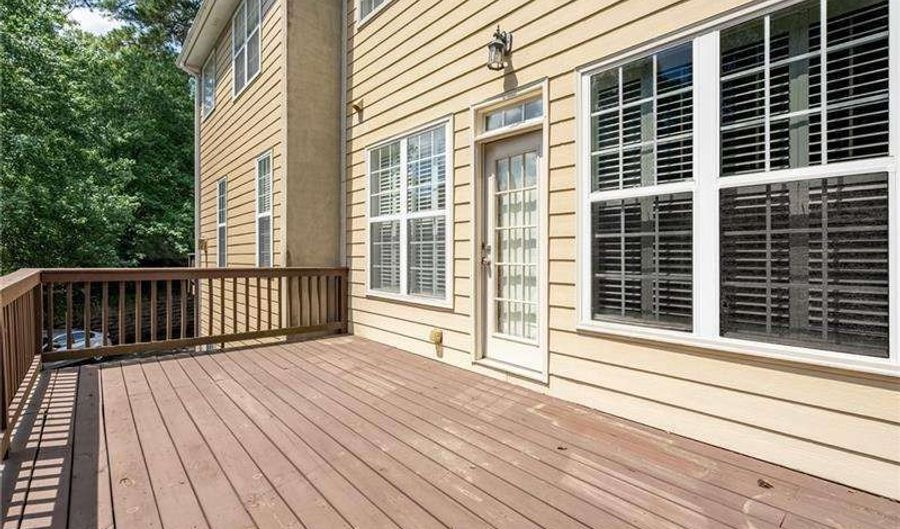 1335 Church C8, Decatur, GA 30030 - 3 Beds, 4 Bath