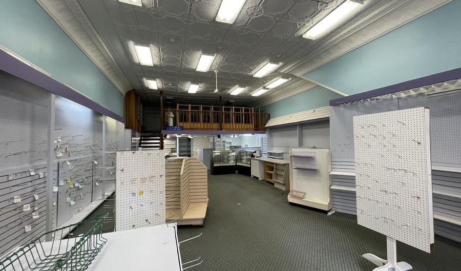 125 E Superior St, Alma, MI 48801 - 0 Beds, 4 Bath