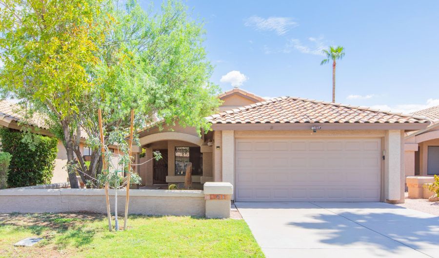 103 S CRESTVIEW St, Chandler, AZ 85226 - 3 Beds, 2 Bath