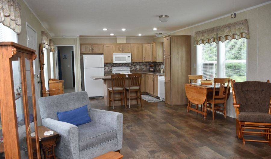 45 Turner Hill Rd, Berlin, VT 05602 - 3 Beds, 2 Bath
