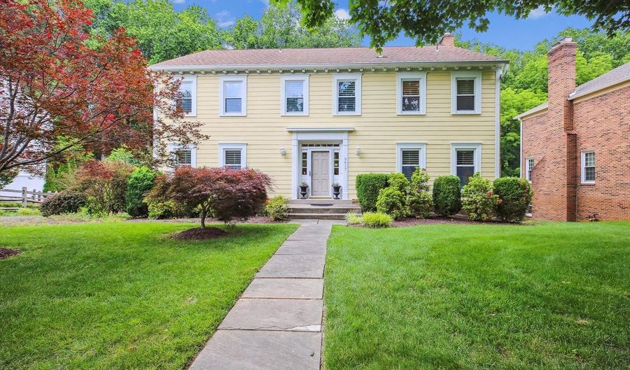 9417 REACH Rd, Potomac, MD 20854 - 4 Beds, 5 Bath