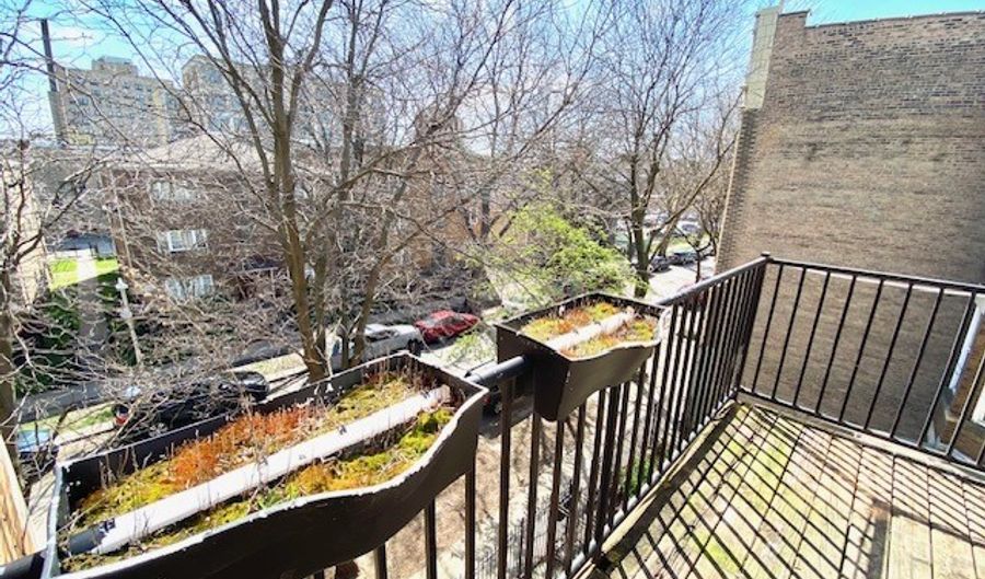 5052 N WINTHROP Ave 3, Chicago, IL 60640 - 3 Beds, 2 Bath