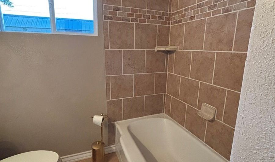 314 SW 11th Pl, Andrews, TX 79714 - 3 Beds, 1 Bath