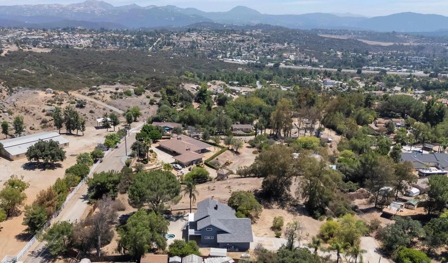 2827 N Victoria Dr, Alpine, CA 91901 - 4 Beds, 2 Bath