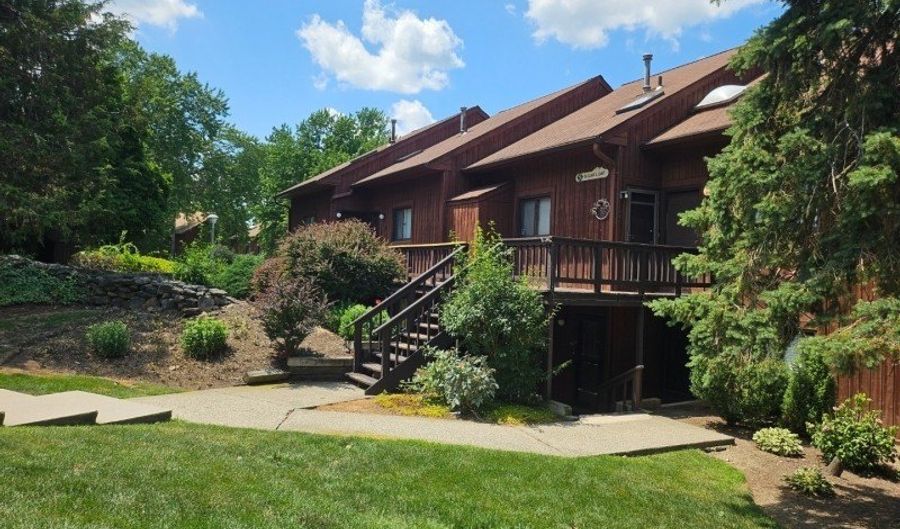 5 Sugar Loaf Ct 1, Alloway, NJ 07462 - 2 Beds, 1 Bath