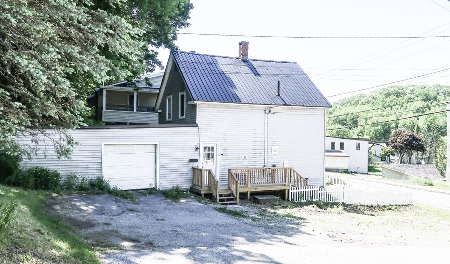 2 Debras Pl, Augusta, ME 04330 - 2 Beds, 2 Bath