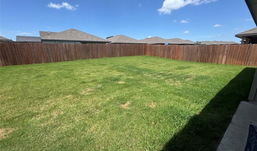 716 Griffith Park Trl, Alvarado, TX 76009 - 3 Beds, 2 Bath