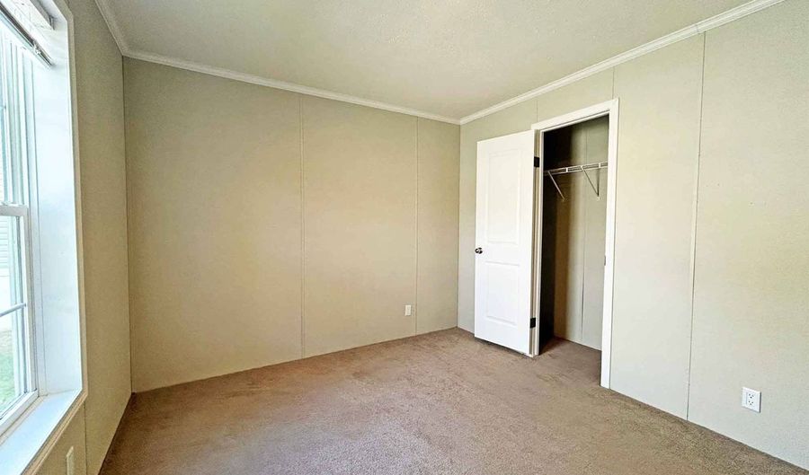 7055 Quarry Rd 43, Amherst, OH 44001 - 2 Beds, 2 Bath