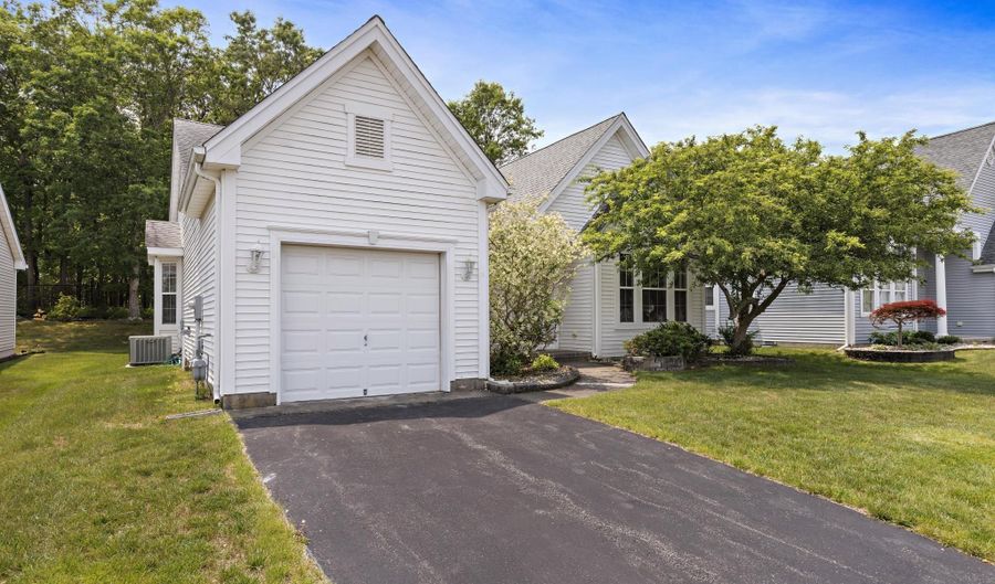 18 Valley Stream Pl, Barnegat, NJ 08005 - 2 Beds, 2 Bath