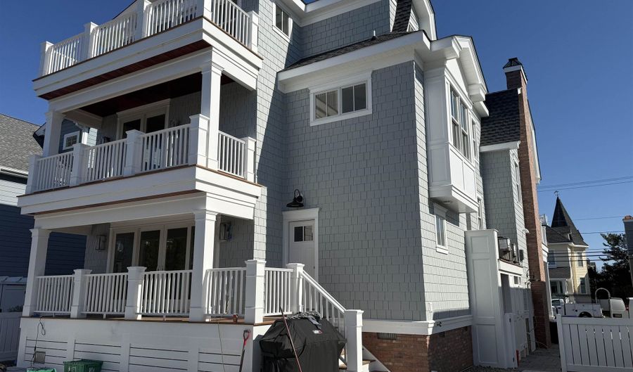 36 W 24th St, Avalon, NJ 08202 - 6 Beds, 7 Bath