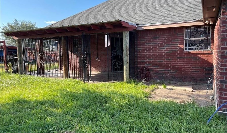 1714 W Hayes Ave, Alton, TX 78573 - 3 Beds, 2 Bath