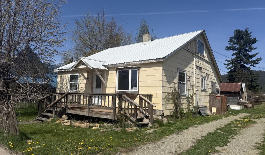 116 W 4th Ave, Clark Fork, ID 83811 - 3 Beds, 2 Bath