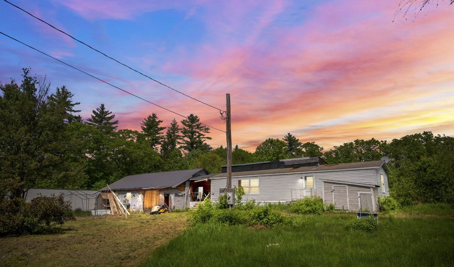 87 First County Rd, Porter, ME 04068 - 1 Beds, 2 Bath