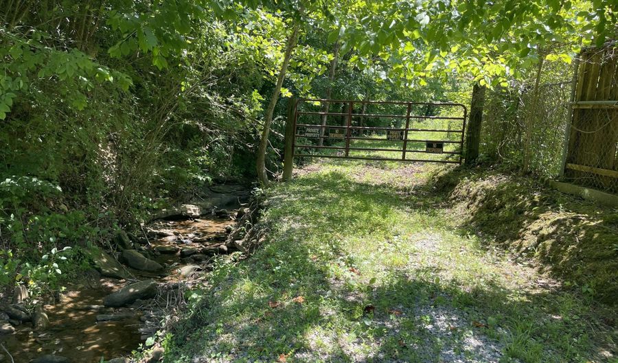 6758 Highway 66, Arjay, KY 40902 - 0 Beds, 0 Bath