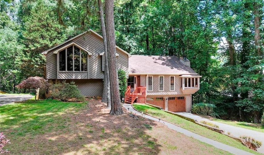 4915 MILLERS Trce, Peachtree Corners, GA 30096 - 4 Beds, 3 Bath