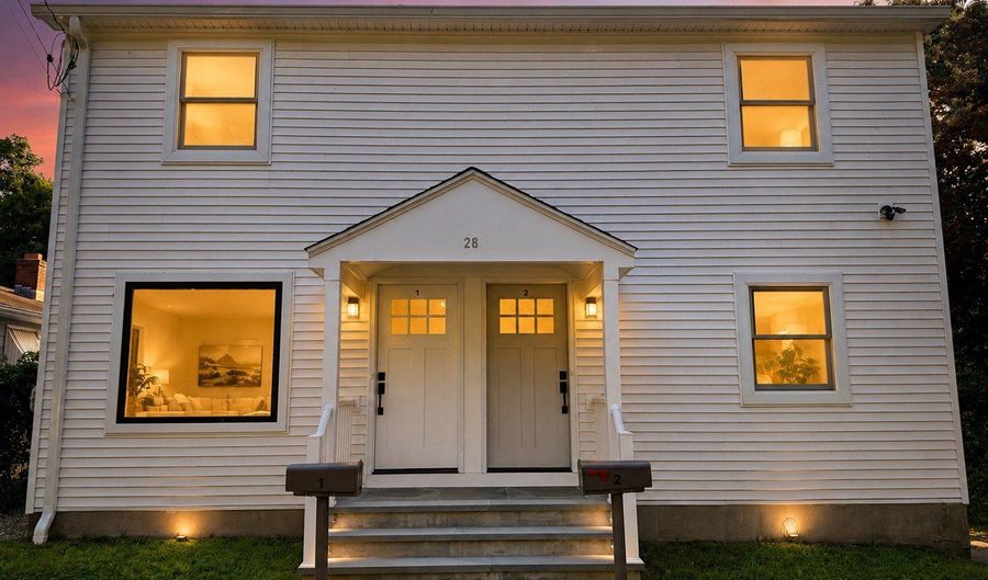 28 S Cliff St, Ansonia, CT 06401 - 2 Beds, 1 Bath