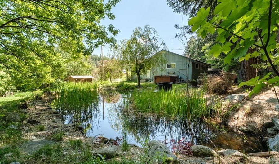 6214 Fir St, Bonners Ferry, ID 83805 - 4 Beds, 2 Bath