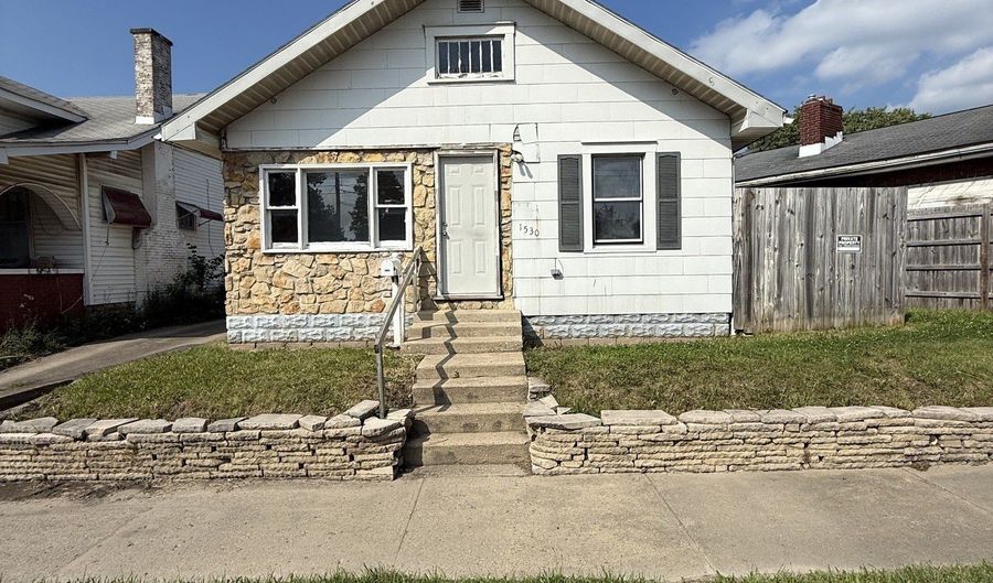 1530 Ohio Ave, Anderson, IN 46016 - 2 Beds, 1 Bath