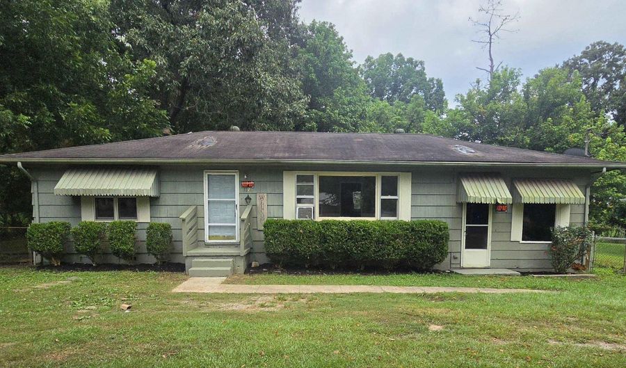 3324 EULATON Rd, Anniston, AL 36201 - 3 Beds, 2 Bath