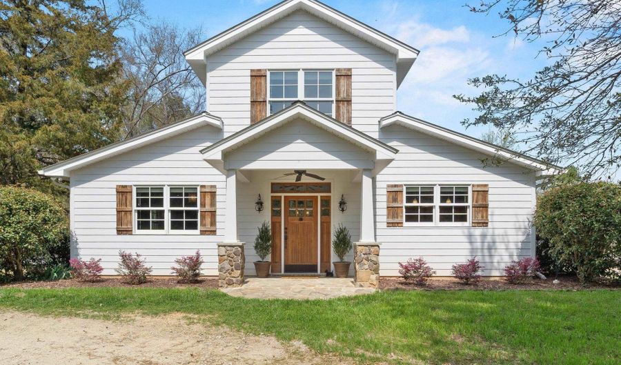 1778 White Rd, Camden, SC 29020 - 3 Beds, 3 Bath