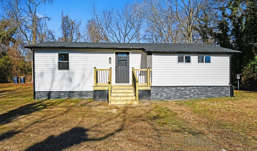 405 PARK Ln, Laurel, DE 19956 - 3 Beds, 2 Bath