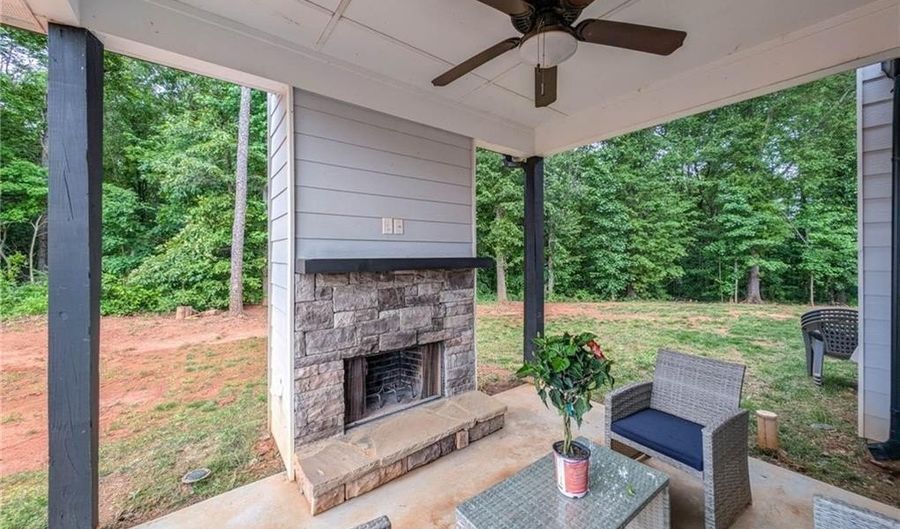 2038 Highway 63, Homer, GA 30547 - 3 Beds, 2 Bath