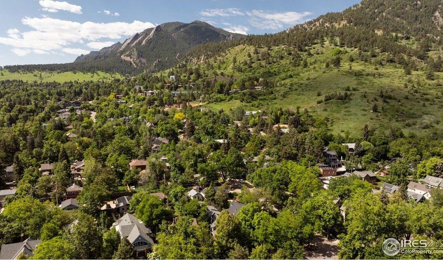 512 Marine St, Boulder, CO 80302 - 4 Beds, 5 Bath