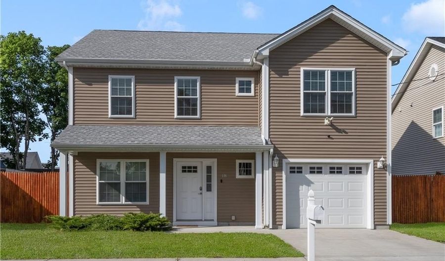 18 Cross St, East Providence, RI 02914 - 3 Beds, 3 Bath