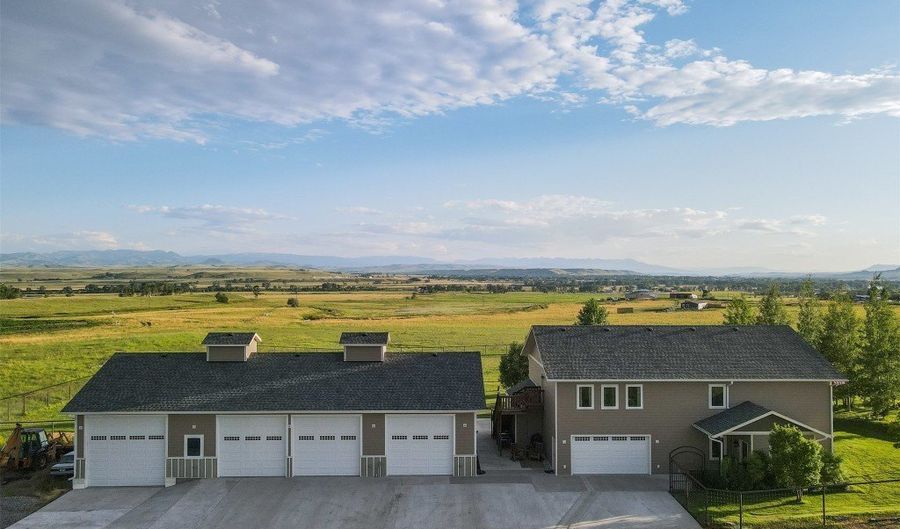 46 Rapelje Rd, Big Timber, MT 59011 - 4 Beds, 4 Bath