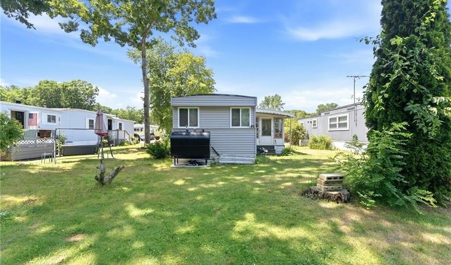 3 Lane 7, Coventry, RI 02816 - 2 Beds, 1 Bath