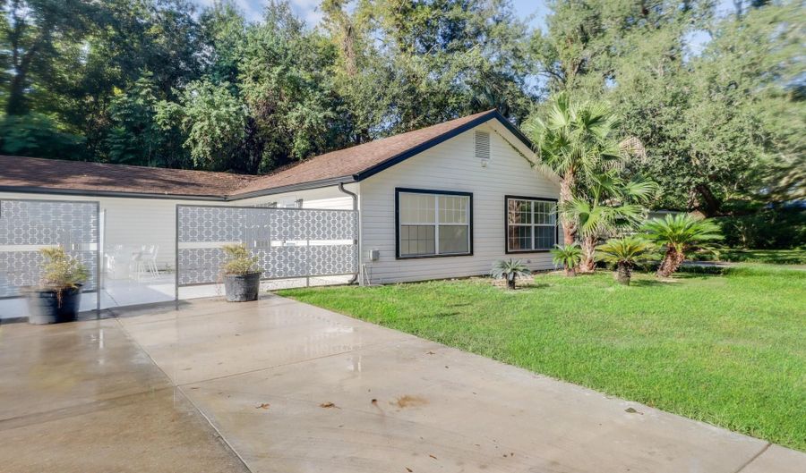 304 Ruella # C Ave, Bay St. Louis, MS 39520 - 3 Beds, 2 Bath